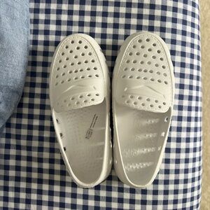 New Out of Box Floafers